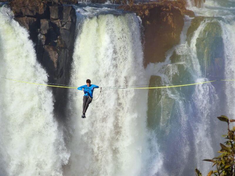 attività adrenalina cascate vittoria bunjee jumping zip line adrenalina cascate vittoria bungee jumping
